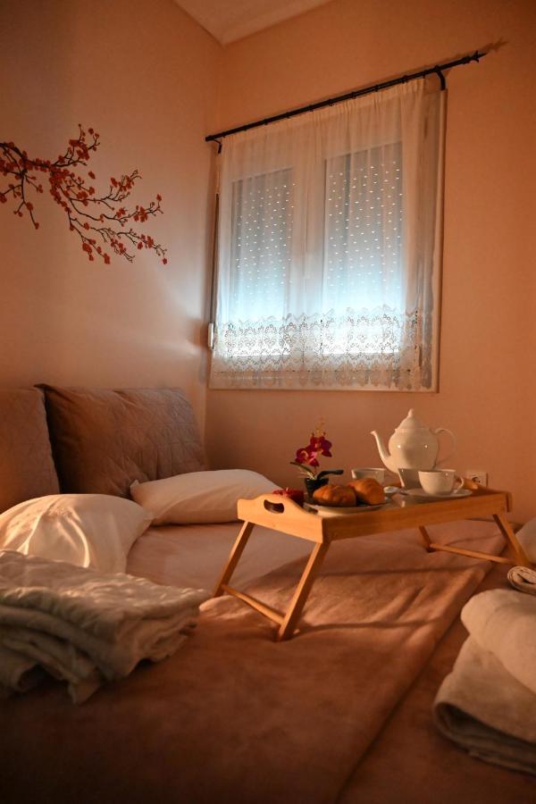 Cozy Apartment Νear Nea Paralia Of Thessaloniki Exterior photo