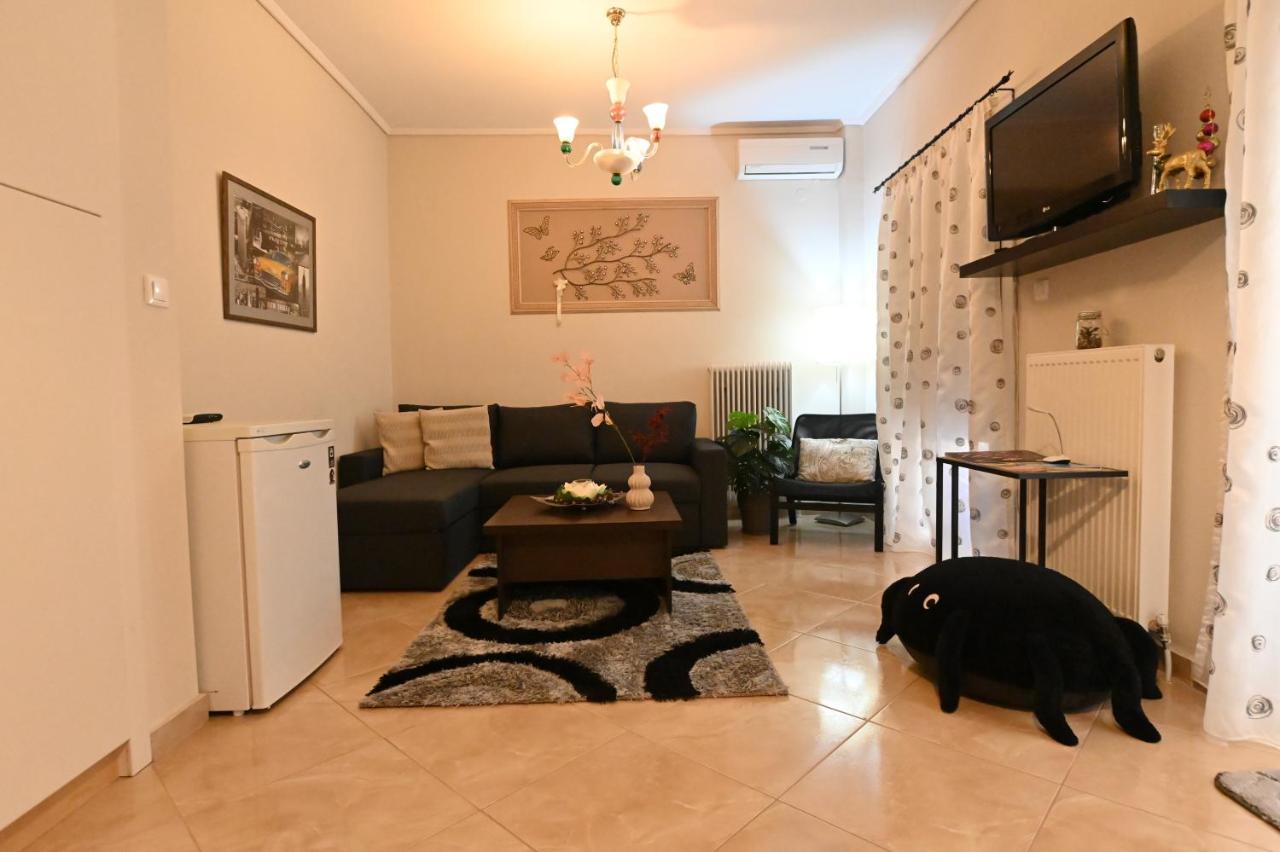 Cozy Apartment Νear Nea Paralia Of Thessaloniki Exterior photo